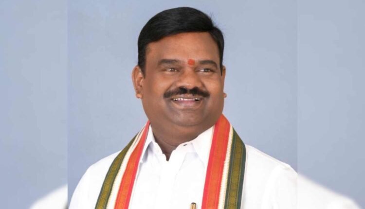 KTR Must Apologise to Rahul Gandhi, Warns TPCC Leader