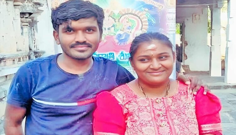 Couple suicide Sangareddy after family dispute